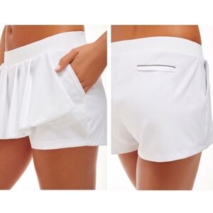 Fabletics White Cognac Draped Faux Skort Sz L NWT